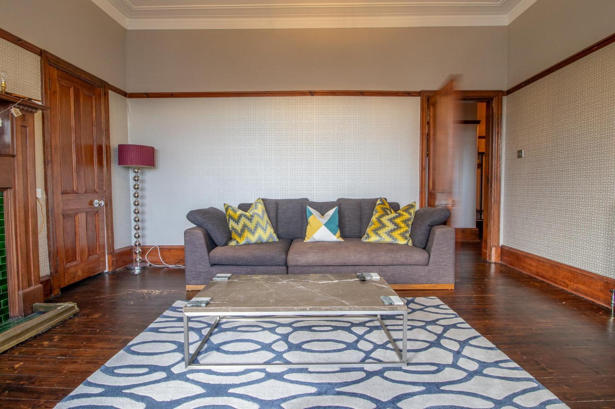 Pass The Keys Beautiful, Traditional 2 Bed Flat W Free Parking Глазго Экстерьер фото